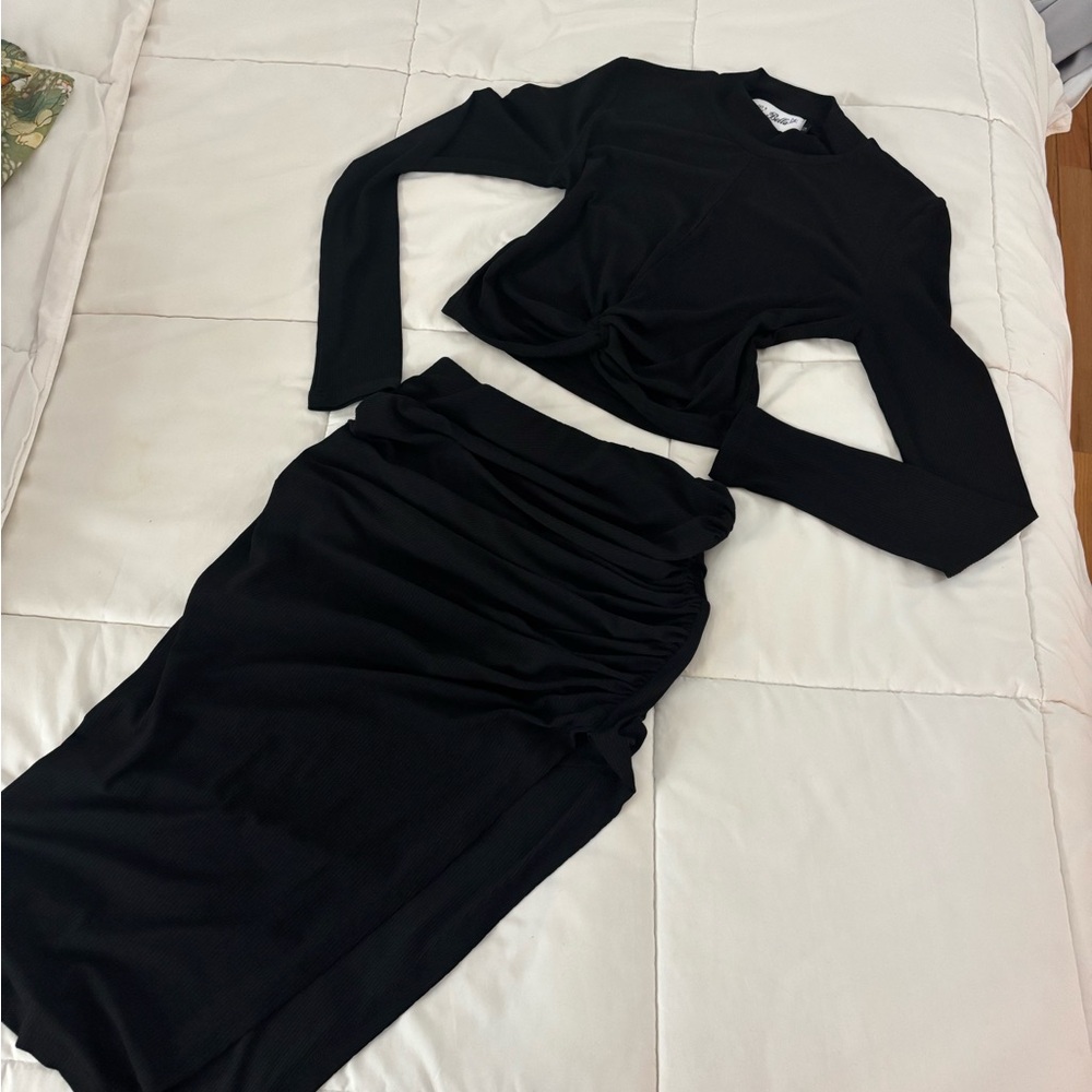 Chic Black Women's Skirt Set